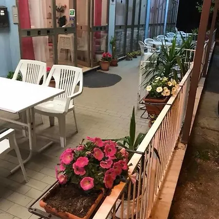 Hotel Luna Rossa Basic Rimini