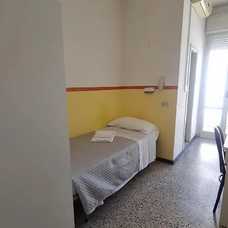 Hotel Luna Rossa Basic