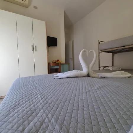 Hotel Luna Rossa Basic 3*