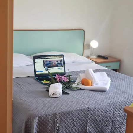 Luna Rossa Basic Hotel 3*