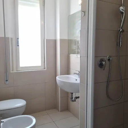 Luna Rossa Basic فندق ريميني